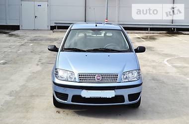 Хэтчбек Fiat Punto 2010 в Киеве