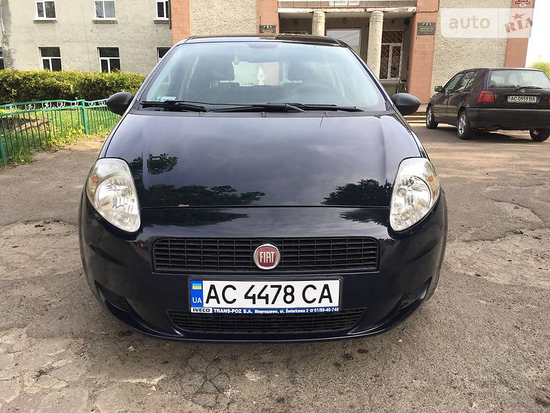 Fiat Punto 2011 года