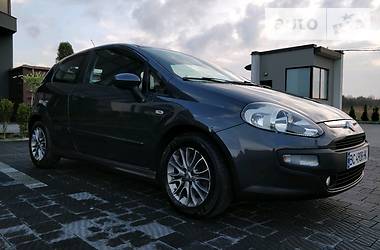 Хетчбек Fiat Punto 2011 в Стрию