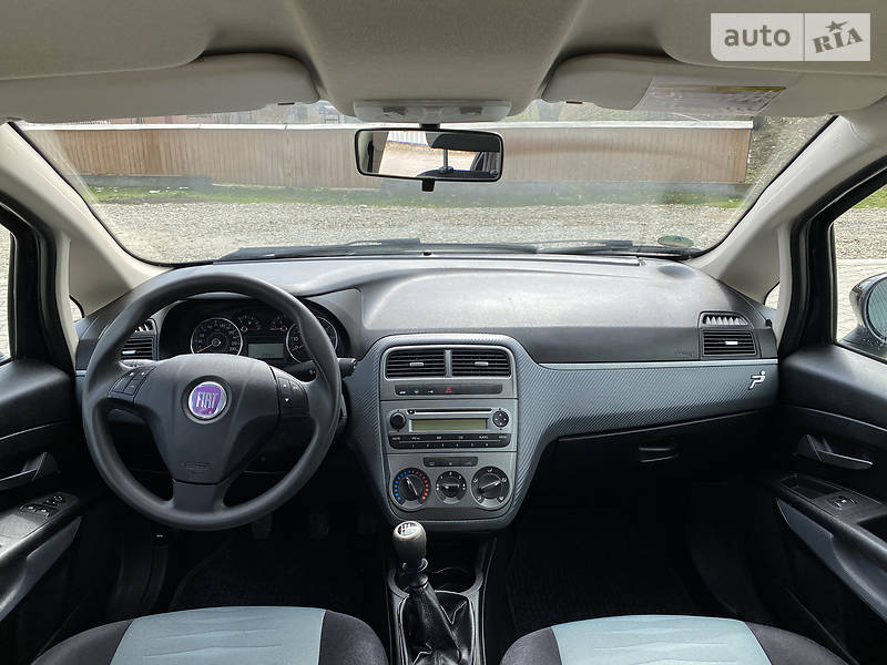 Хетчбек Fiat Punto 2008 в Івано-Франківську