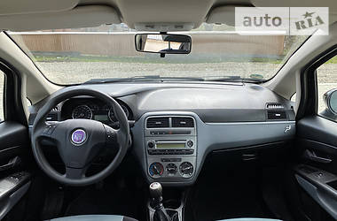 Хетчбек Fiat Punto 2008 в 