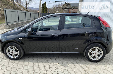 Хетчбек Fiat Punto 2008 в 