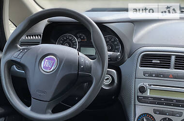 Хетчбек Fiat Punto 2008 в 