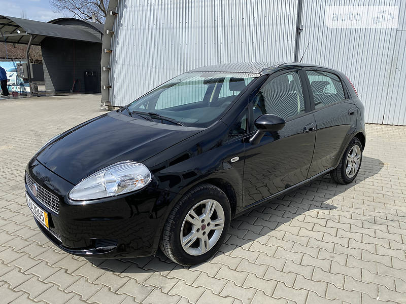 Хетчбек Fiat Punto 2008 в Івано-Франківську