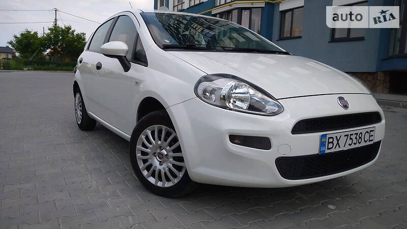 Хэтчбек Fiat Punto 2012 в Луцке