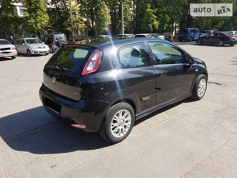 Хетчбек Fiat Punto 2011 в Києві фото 12 Хетчбек Fiat Punto 2011 в Києві