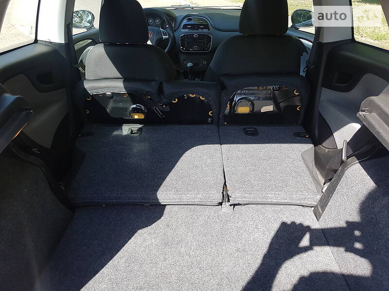 Хетчбек Fiat Punto 2011 в Києві фото 36 Хетчбек Fiat Punto 2011 в Києві