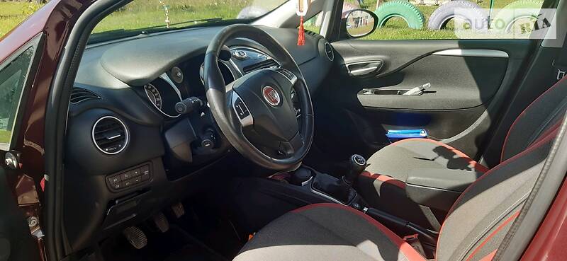 Хетчбек Fiat Punto 2012 в Шептицькому