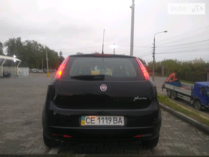 Хэтчбек Fiat Punto 2008 в Черновцах