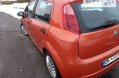 Хетчбек Fiat Punto 2006 в Рівному