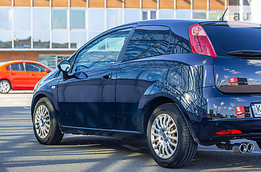 Хетчбек Fiat Punto 2008 в 