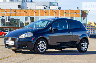Хетчбек Fiat Punto 2008 в 