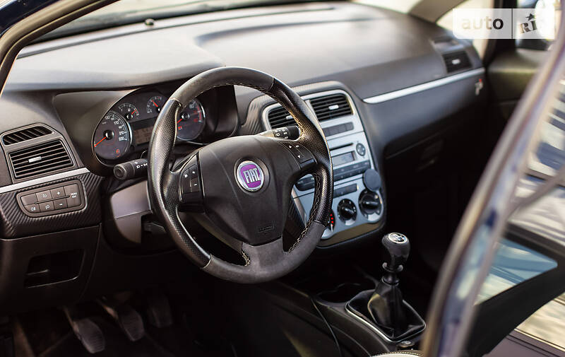 Хетчбек Fiat Punto 2008 в Києві