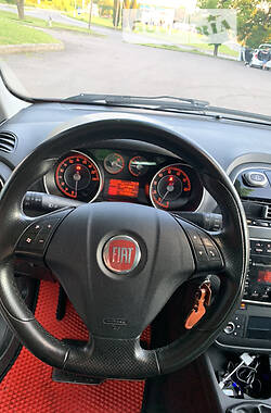 Хетчбек Fiat Punto 2011 в Рівному