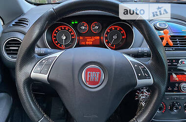 Хэтчбек Fiat Punto 2009 в Дубно