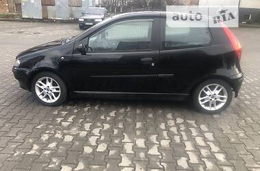 Хэтчбек Fiat Punto 2002 в Черновцах