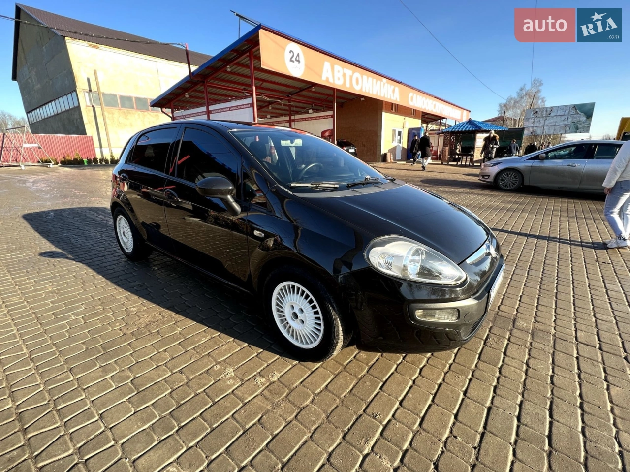 2011 Fiat Punto - мініатюра 9