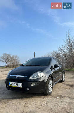 Хетчбек Fiat Punto 2011 в Запоріжжі