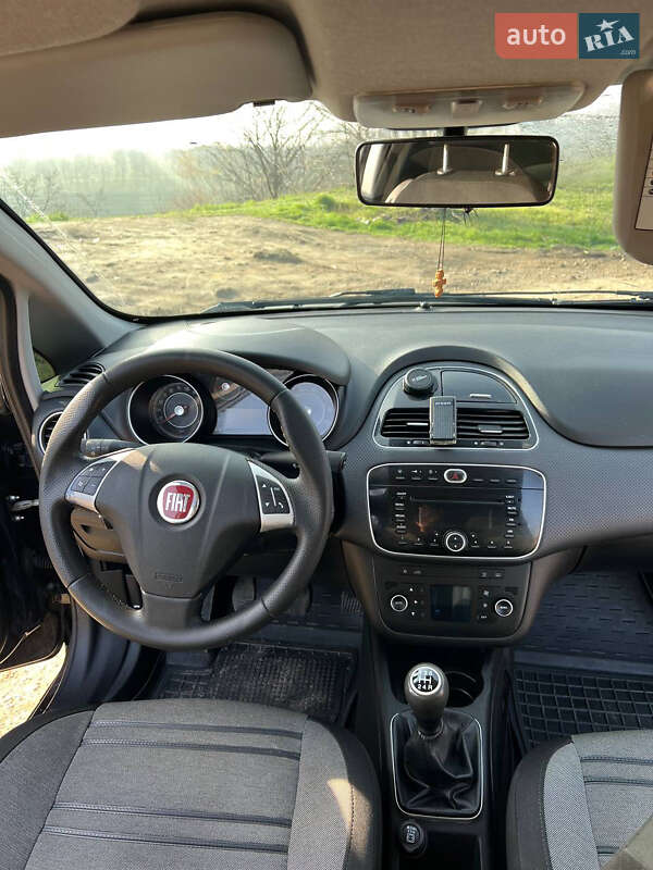 Хетчбек Fiat Punto 2011 в Запоріжжі