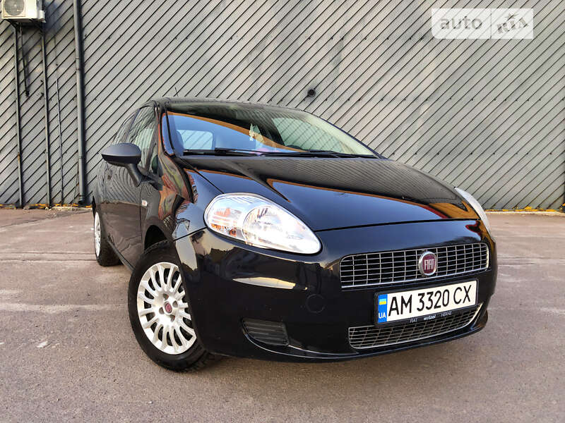 Хэтчбек Fiat Punto 2009 в Житомире