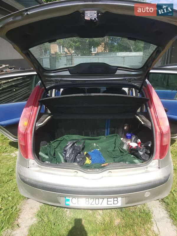 Позашляховик / Кросовер Fiat Punto 2000 в Чернівцях