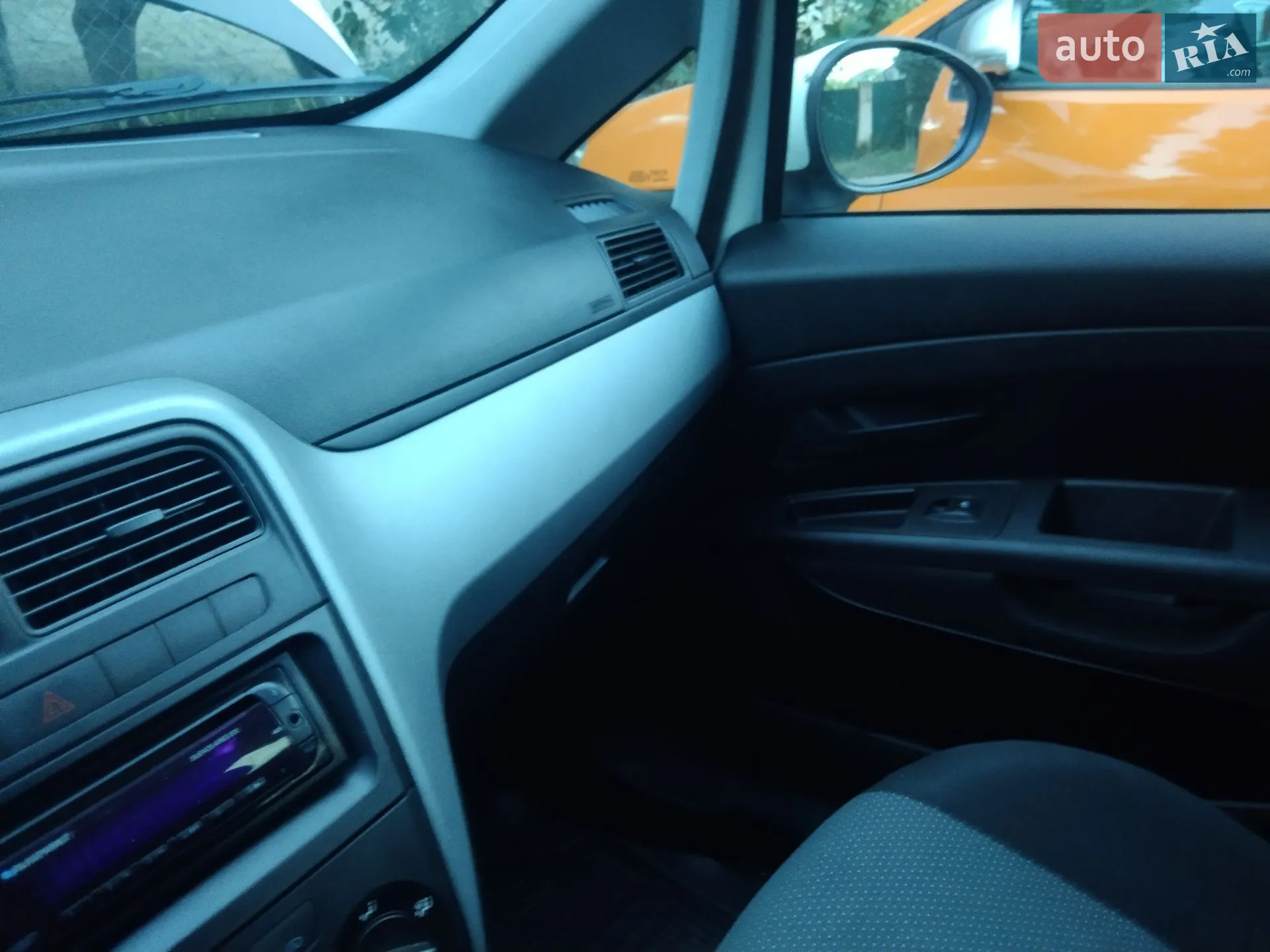 2010 Fiat Punto - мініатюра 5