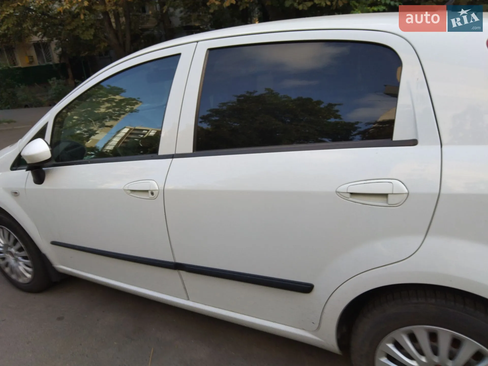 2010 Fiat Punto - мініатюра 18