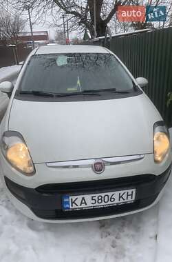 Хетчбек Fiat Punto 2010 в Києві