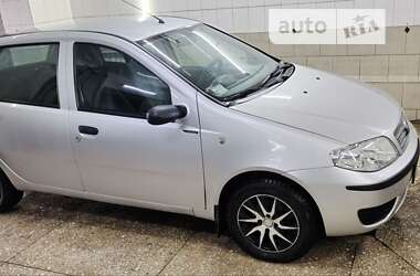 Хэтчбек Fiat Punto 2007 в Киеве