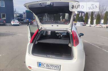 Хэтчбек Fiat Punto 2010 в Стрые