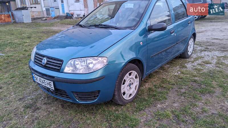 Хэтчбек Fiat Punto 2006 в Здолбунове