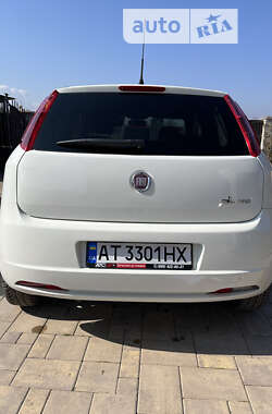 Хетчбек Fiat Punto 2012 в Івано-Франківську