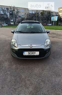 Хэтчбек Fiat Punto 2012 в Ровно