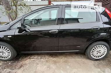 Хэтчбек Fiat Punto 2007 в Ирпене