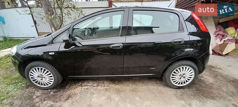 Хэтчбек Fiat Punto 2007 в Ирпене