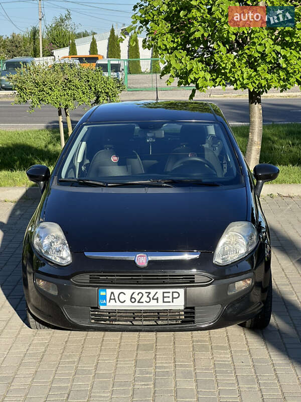 Хэтчбек Fiat Punto 2011 в Луцке