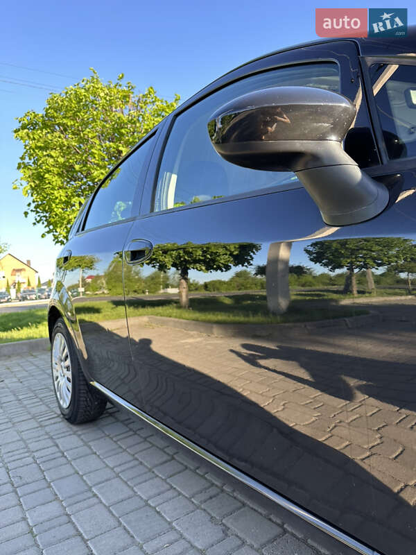 Хэтчбек Fiat Punto 2011 в Луцке