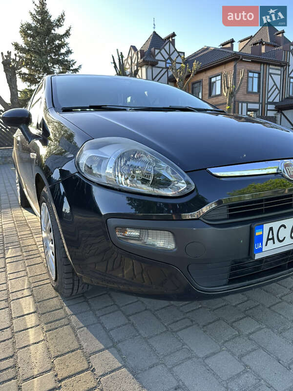 Хэтчбек Fiat Punto 2011 в Луцке