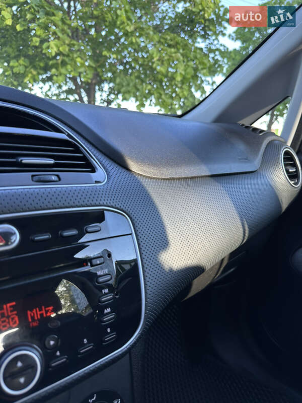 Хэтчбек Fiat Punto 2011 в Луцке