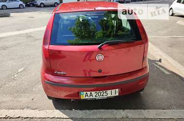 Хэтчбек Fiat Punto 2010 в Киеве