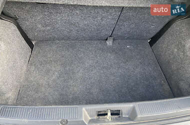Хэтчбек Fiat Punto 2011 в 