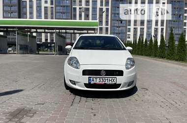 Хетчбек Fiat Punto 2012 в Івано-Франківську