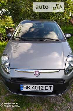 Хетчбек Fiat Punto 2012 в Рівному