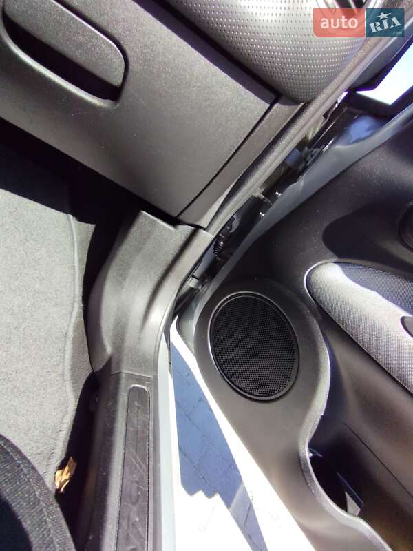 Хэтчбек Fiat Punto 2011 в Калуше