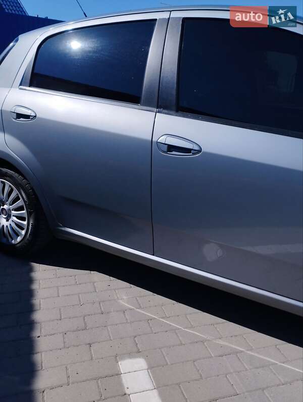 Хэтчбек Fiat Punto 2011 в Калуше