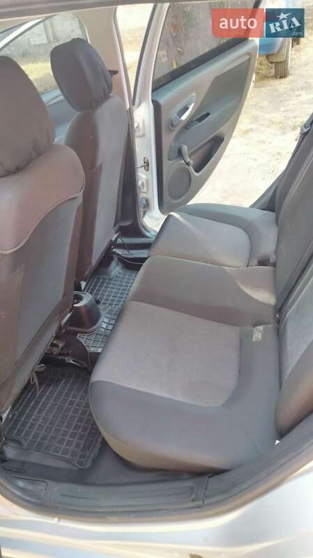 Хэтчбек Fiat Punto 2013 в Полтаве фото 8 Хэтчбек Fiat Punto 2013 в Полтаве