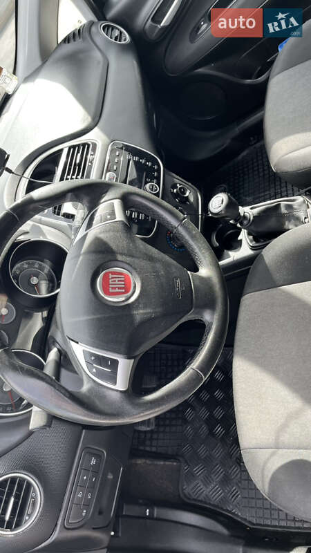 Хэтчбек Fiat Punto 2014 в Харькове фото 5 Хэтчбек Fiat Punto 2014 в Харькове