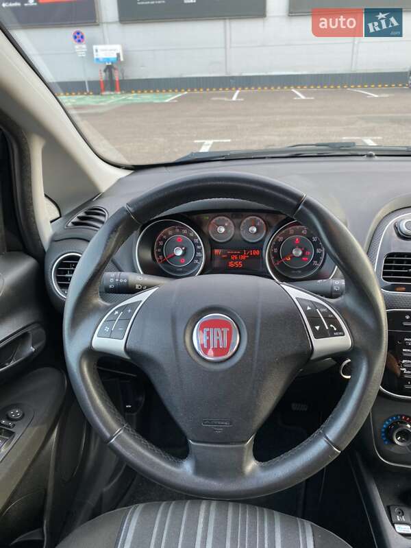 Хетчбек Fiat Punto 2011 в Рівному