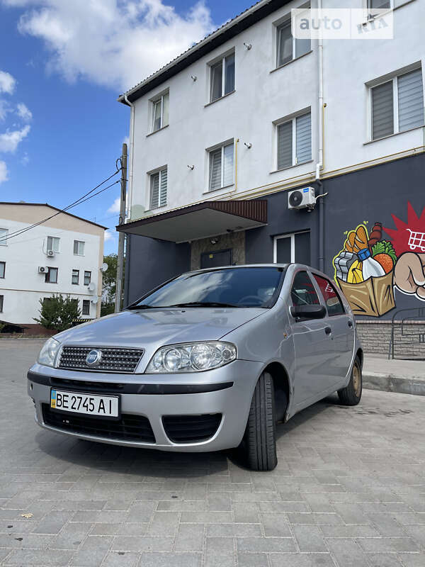 Хэтчбек Fiat Punto 2007 в Вознесенске