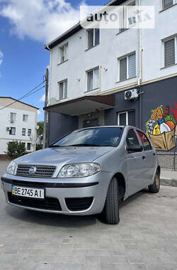 Хэтчбек Fiat Punto 2007 в Вознесенске